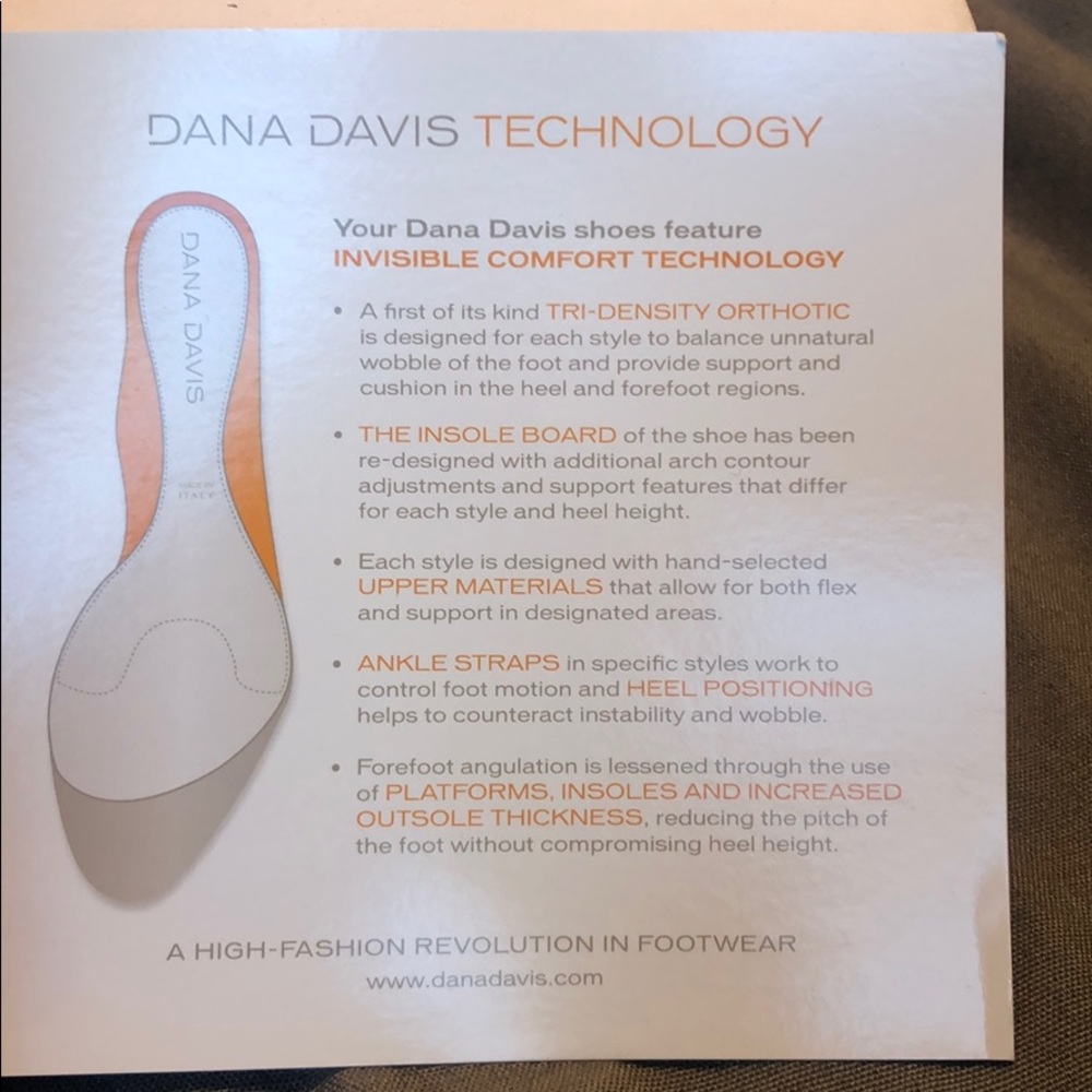 Dana Davis Bolzano pumps - Picture 8 of 10